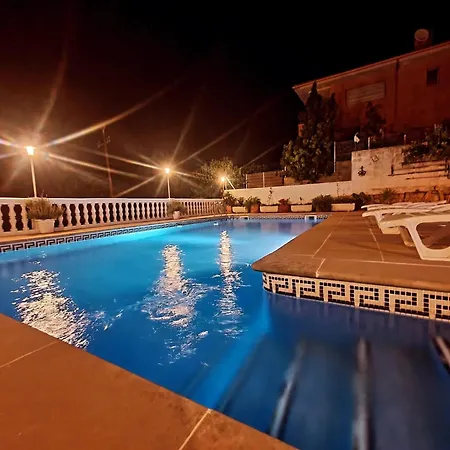 La Casa Dels Boscos Holiday home *